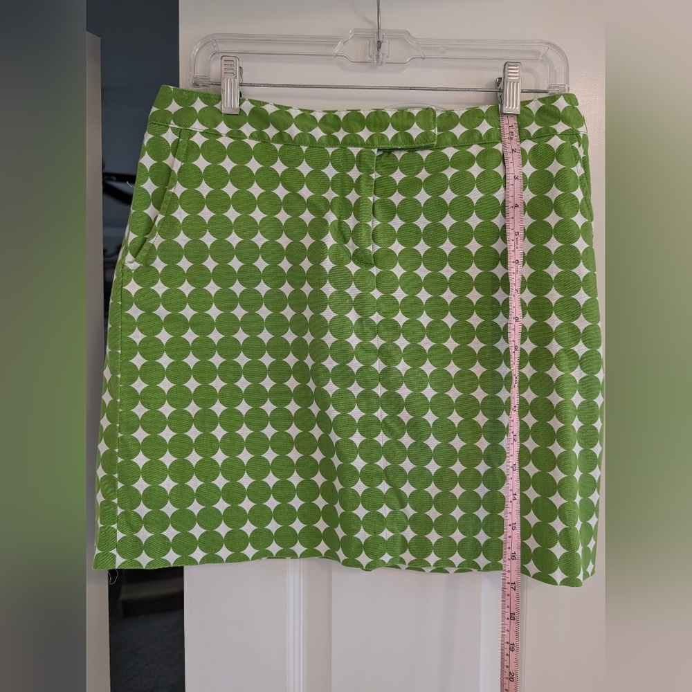 Larry Levine Vibrant Green and White Patterned Mini Skirt Size 8